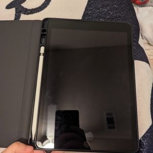 Ipad gen 9 apple black